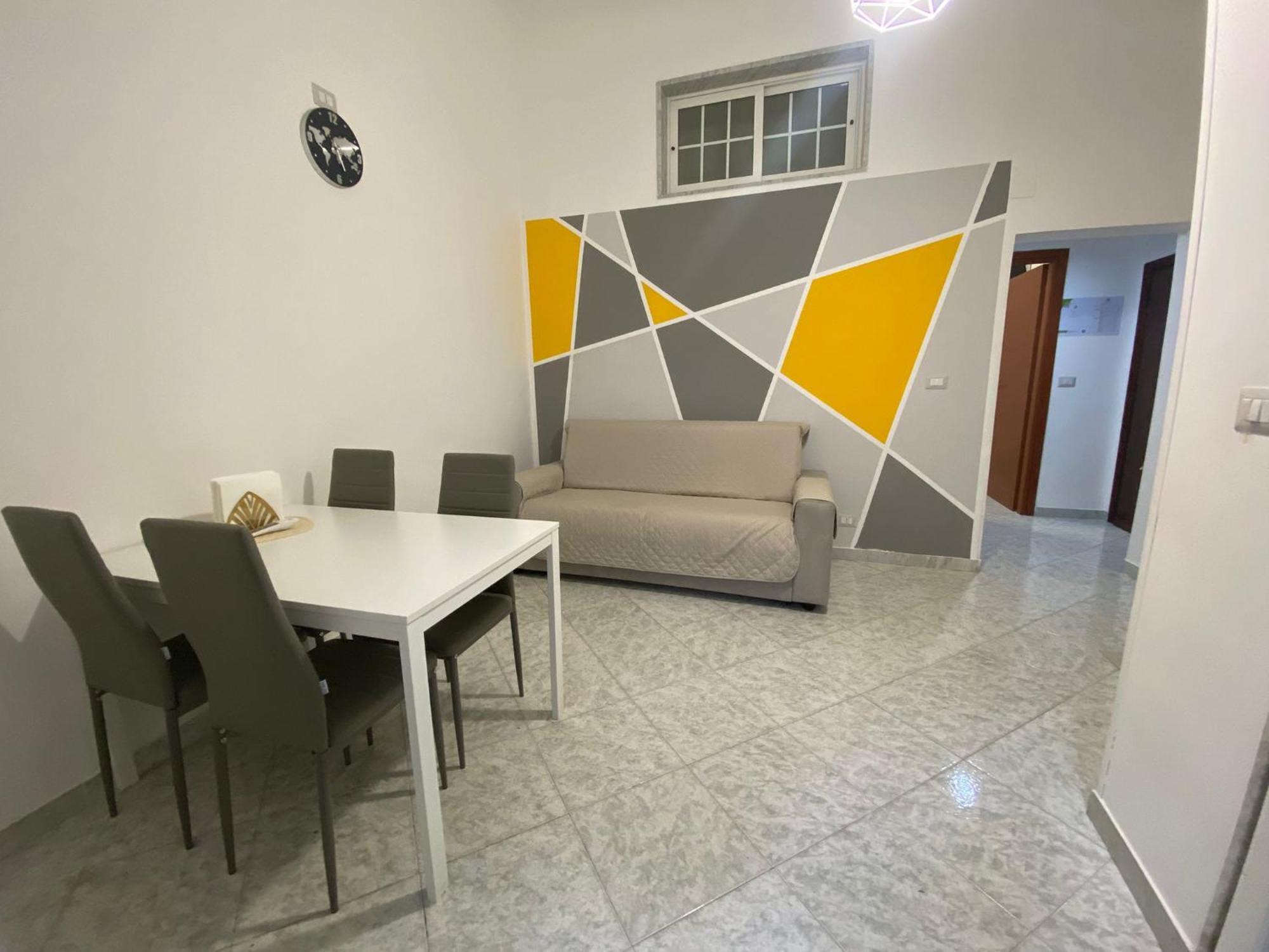 Newhouse Class Bari Exterior foto